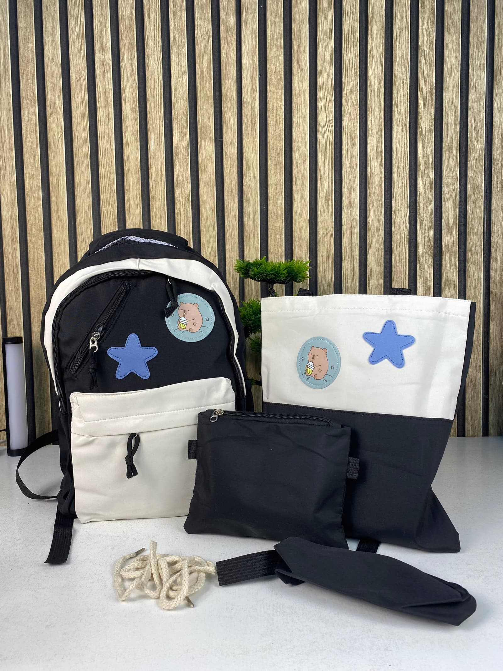 Sac à Dos Multifonctionnel Kawaii Grand Volume Imperméable et Résistant 4Pcs Noir SACKDS02N - حقيبة ظهر بعدة قطع بتصميم كاوايي - Sac à dos et Mode - صورة حقيقية 4