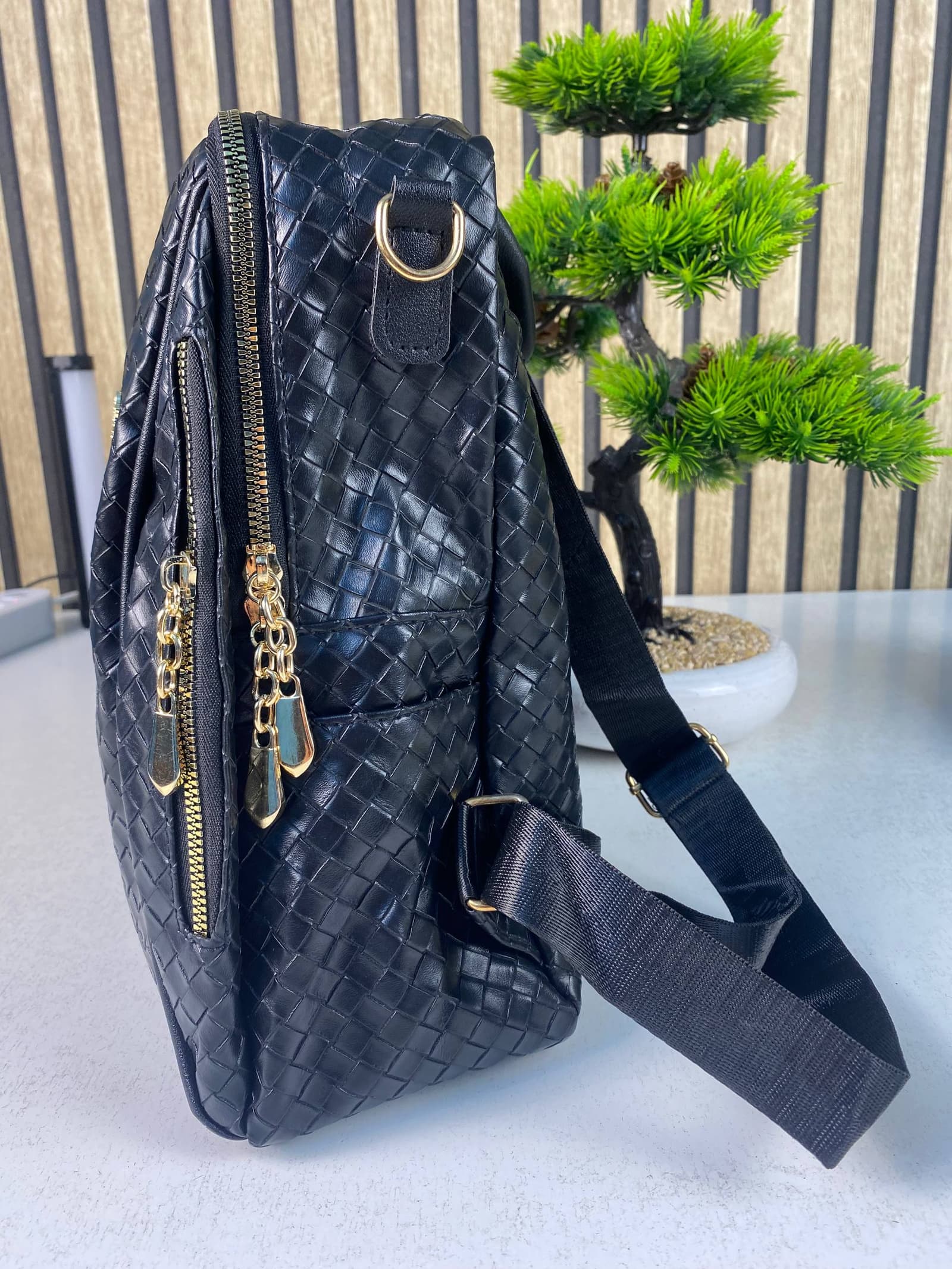Sac à Dos Femme en Cuir Tressé Élégant avec Ceinture D'Épaule Convertible - حقيبة ظهر جلدية للنساء بتصميم فاخر - Sac à dos et Mode - صورة حقيقية 7