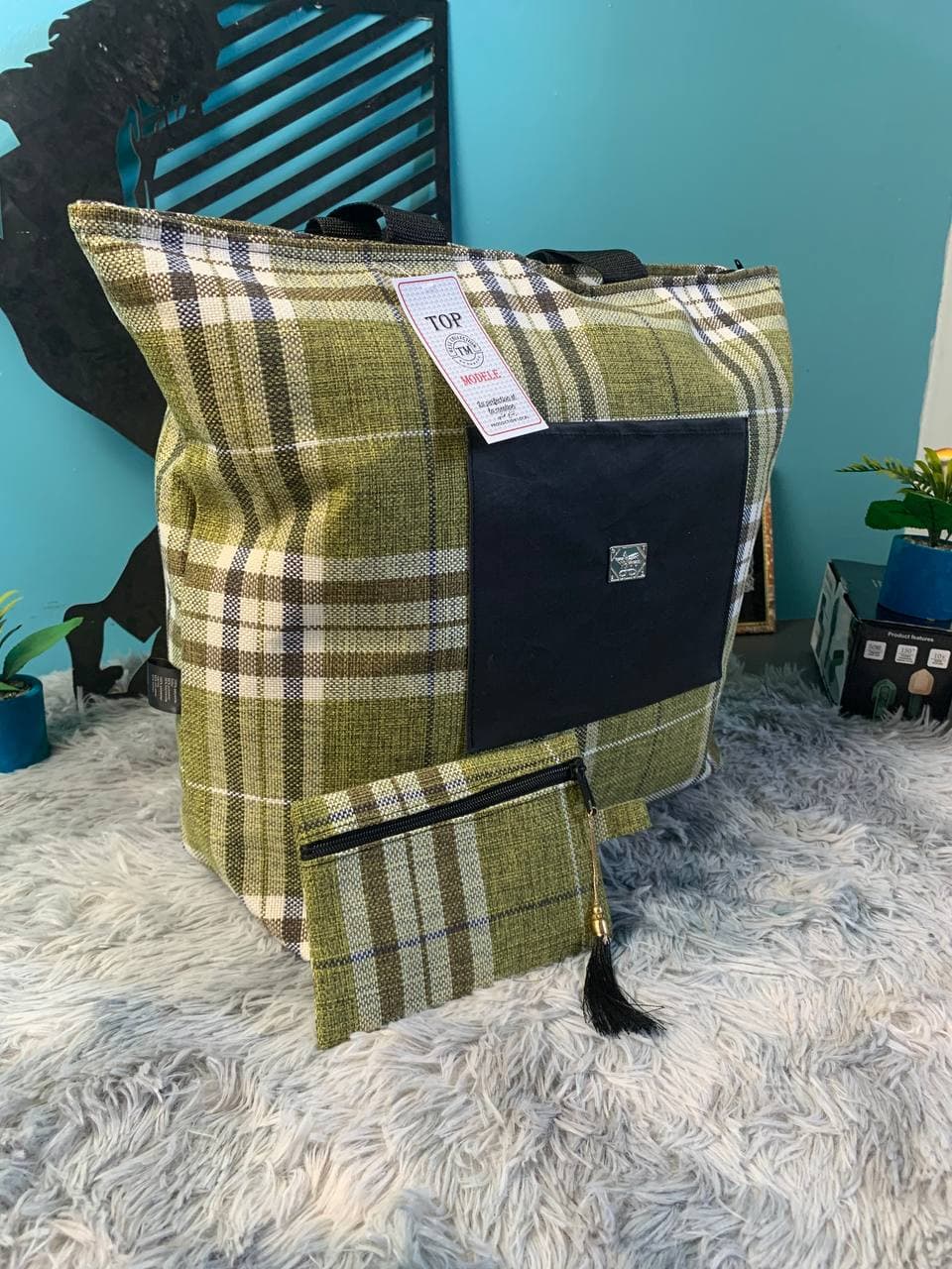 Sac à main burberry Grande capacité avec un portefeuille pour femme - Sac à dos et Mode - صورة 8