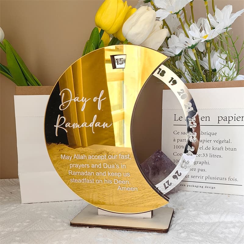 Calendrier rotatif pour compte à rebours du Ramadan , En acrylique effet miroir Grand Format ديكور رزنامة شهر رمضان حجم كبير ذهبي - Décoration - صورة 1