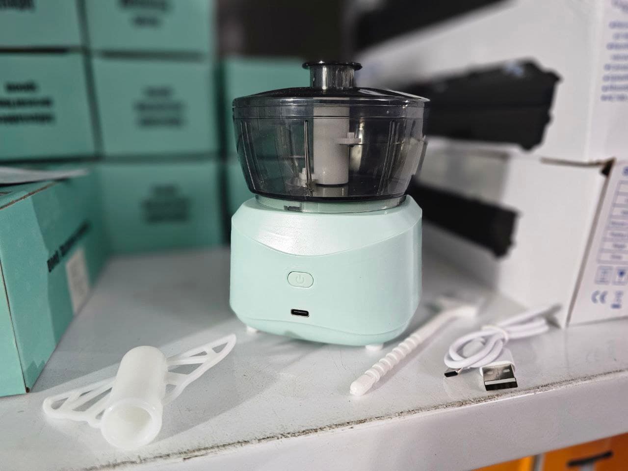 Mini Hachoir électrique Portable Rechargeable multifonction 350 ML - Cuisine - صورة حقيقية 6