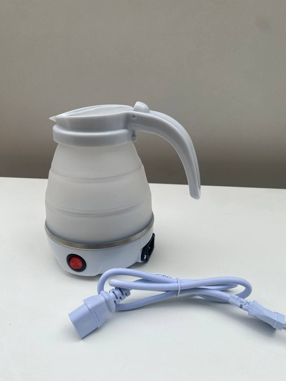Bouilloire électrique pliable, portable et pliable de voyage – 600 ml - Maison - صورة حقيقية 8