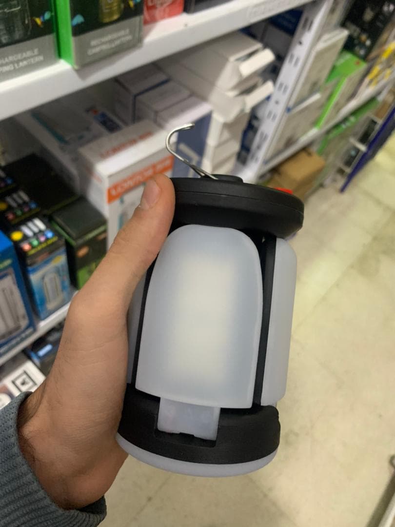 Lanterne de camping Rechargeable avec 6 modes d’éclairage, 60 LED - Camping et Randonnée - صورة حقيقية 8