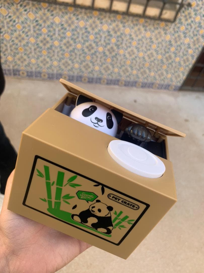 Tirelire automatique avec un mignon petit panda à l’intérieur - Jouet & Gaming - صورة حقيقية 9