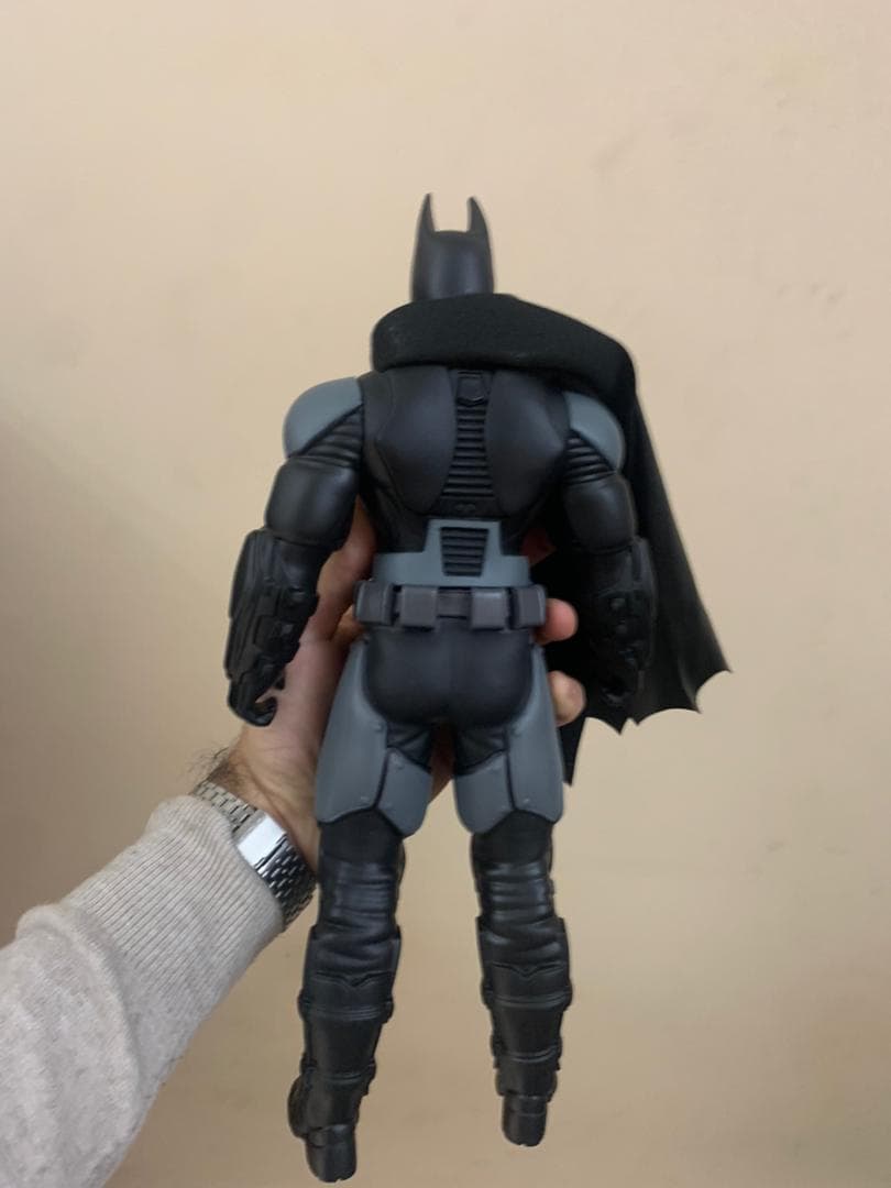 Figurine Géante Batman 30 cm en PVC Le Chevalier Noir à Collectionner - Jouet & Gaming - صورة حقيقية 9