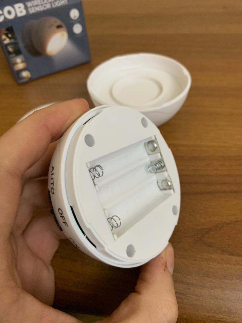 Lampe COB à détecteur de mouvement portable à 360 ° - Décoration - صورة حقيقية 10