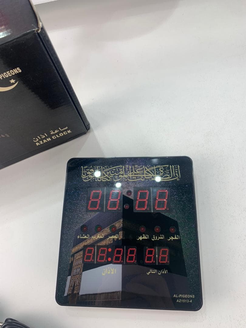 Horloge Islamic Digitale LED avec Heures de Prière Automatiques et Appel à la Prière – ساعة رقمية مع أوقات الصلاة والأذان - Électronique - صورة حقيقية 5