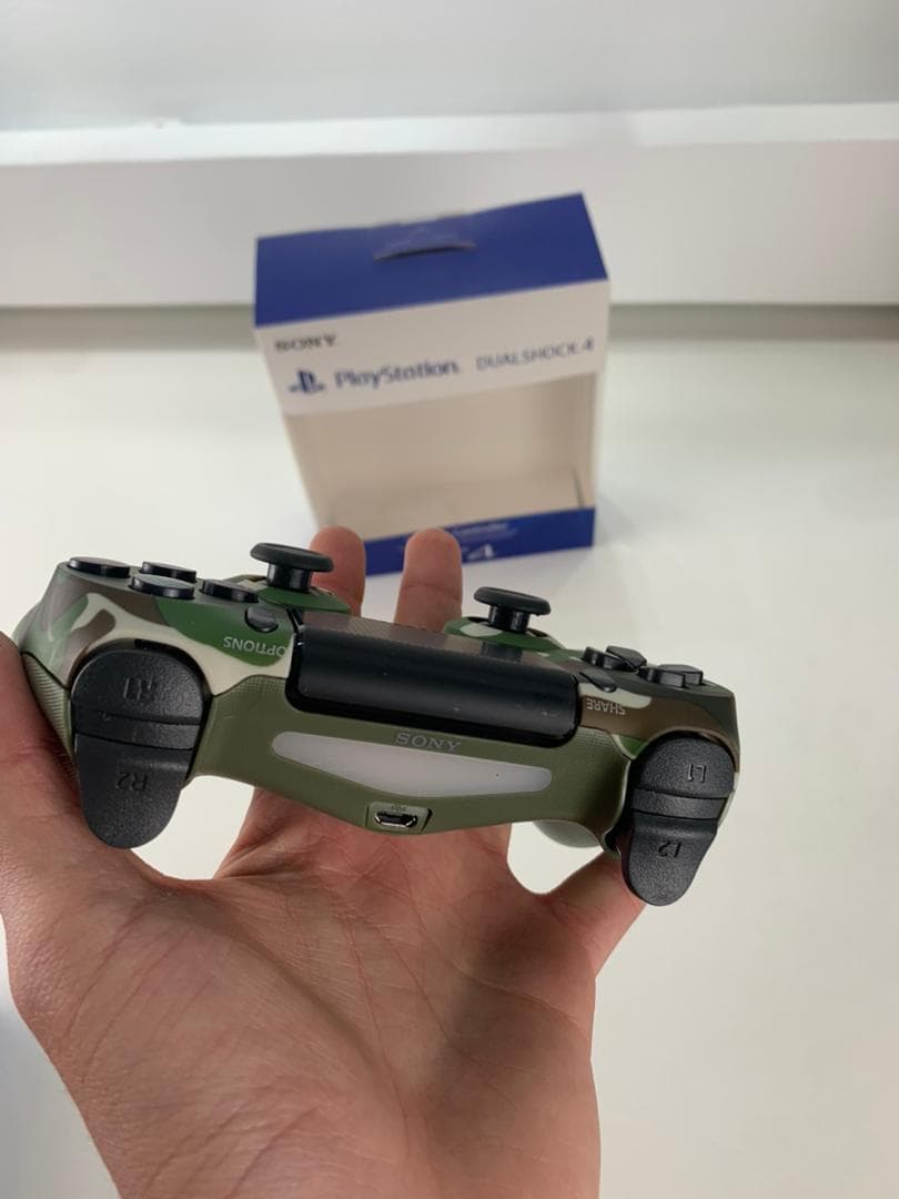 Manette sans fil DualShock 4 pour PlayStation 4 Camouflage Vert – يد تحكم لاسلكية للبلايستيشن - Jouet & Gaming - صورة حقيقية 8