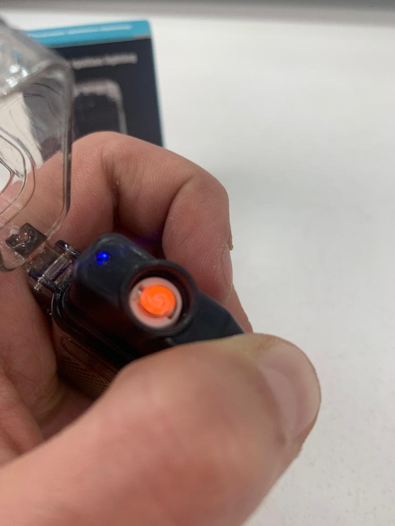 Bri-quet et Lampe Torche LED Portable – مصباح محمول مع ولا-عة - Électronique - صورة حقيقية 10