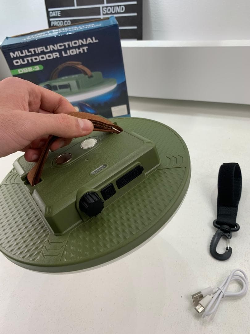 Lampe Camping 13000mAh 4000LM Ultraclair avec Power Bank – مصباح تخييم مع باور بانك - Camping et Randonnée - صورة حقيقية 9