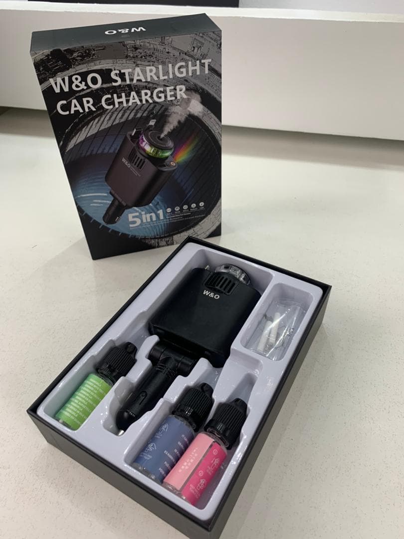 Chargeur voiture rétractable 5 en 1 avec aromathérapie et lumière des étoiles – شاحن سريع للسيارة مع معطر - Accessoires Auto/Moto - صورة حقيقية 8