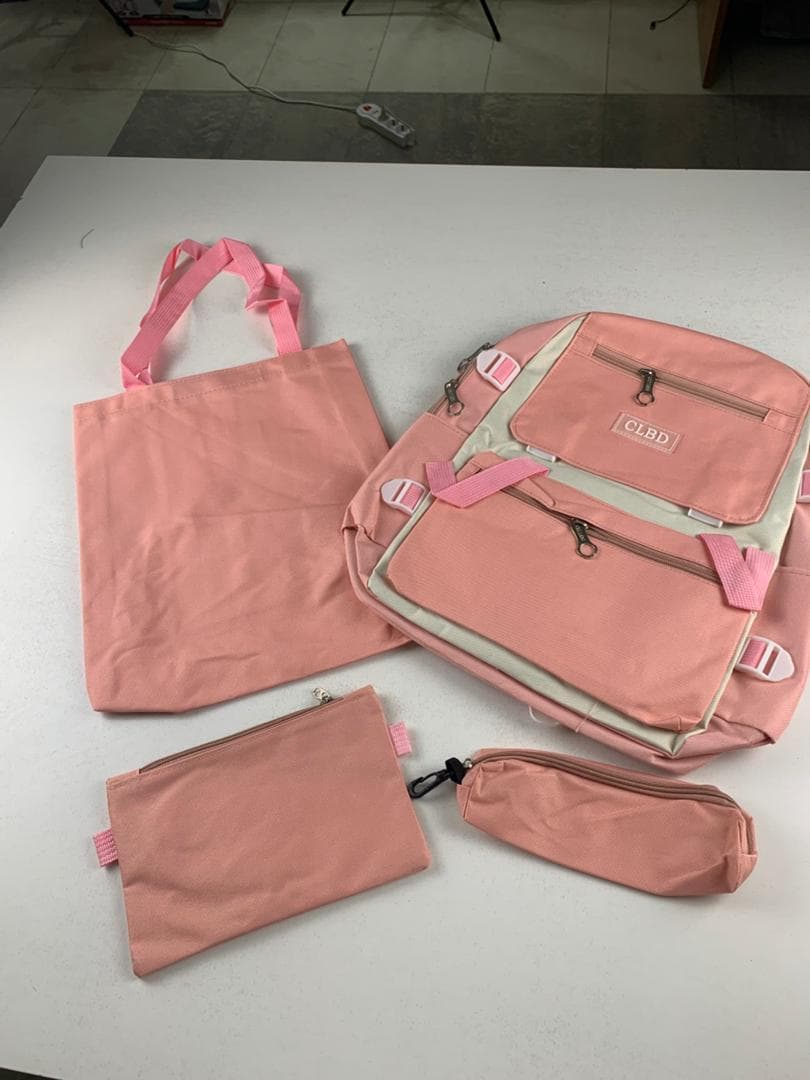 Ensemble de sacs d’école Kawai pour adolescents 4Pcs CLBD V1 Rose – محفظة 4 قطع كاواي وردي - Sac à dos et Mode - صورة حقيقية 6