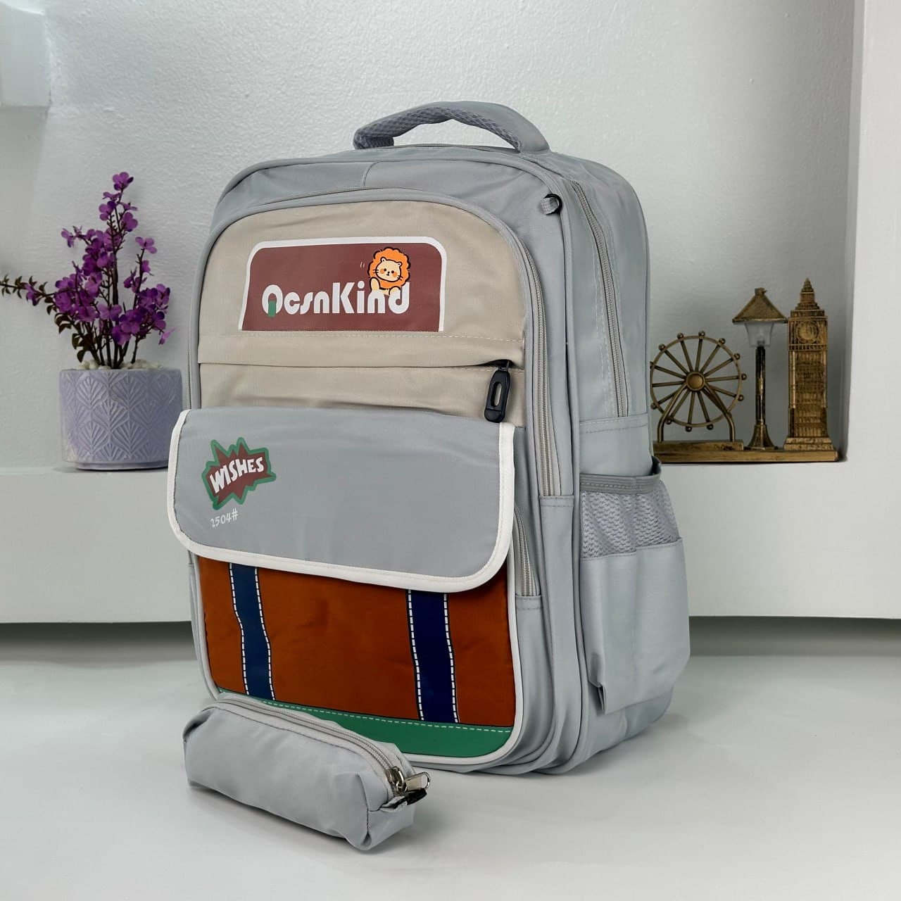Sac à Dos pour Enfants avec Trousse Assortie 2504 Gris – حقيبة ظهر مدرسية للأطفال مع مقلمة رمادي - Sac à dos et Mode - صورة حقيقية 4