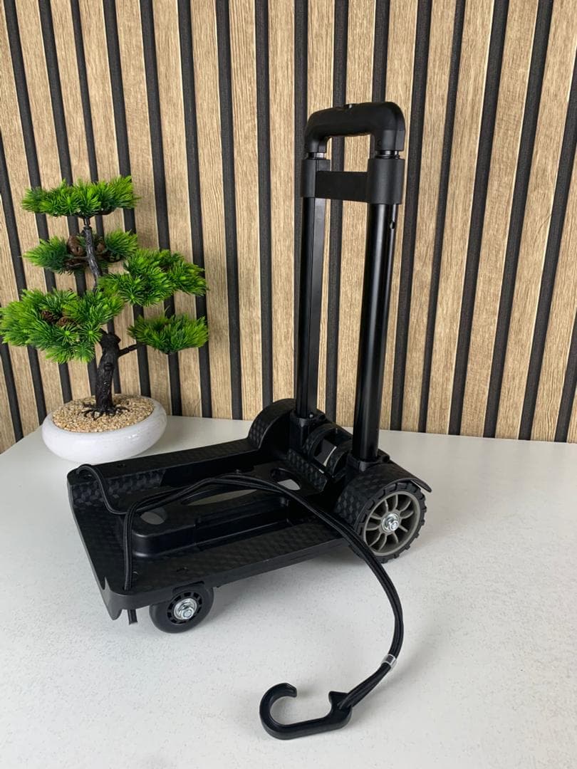 Chariot de manutention pliable et léger à 2 roues avec cordes élastiques – عربة خفيفة الوزن وقابلة للطي ذات عجلتين مع حبال مرنة - Divers - صورة حقيقية 10
