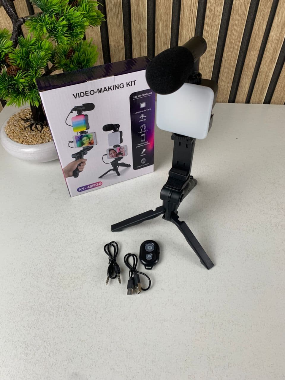 Kit de Vlogging pour smartphone et appareil photo avec microphone et LED RGB - Électronique - صورة حقيقية 8
