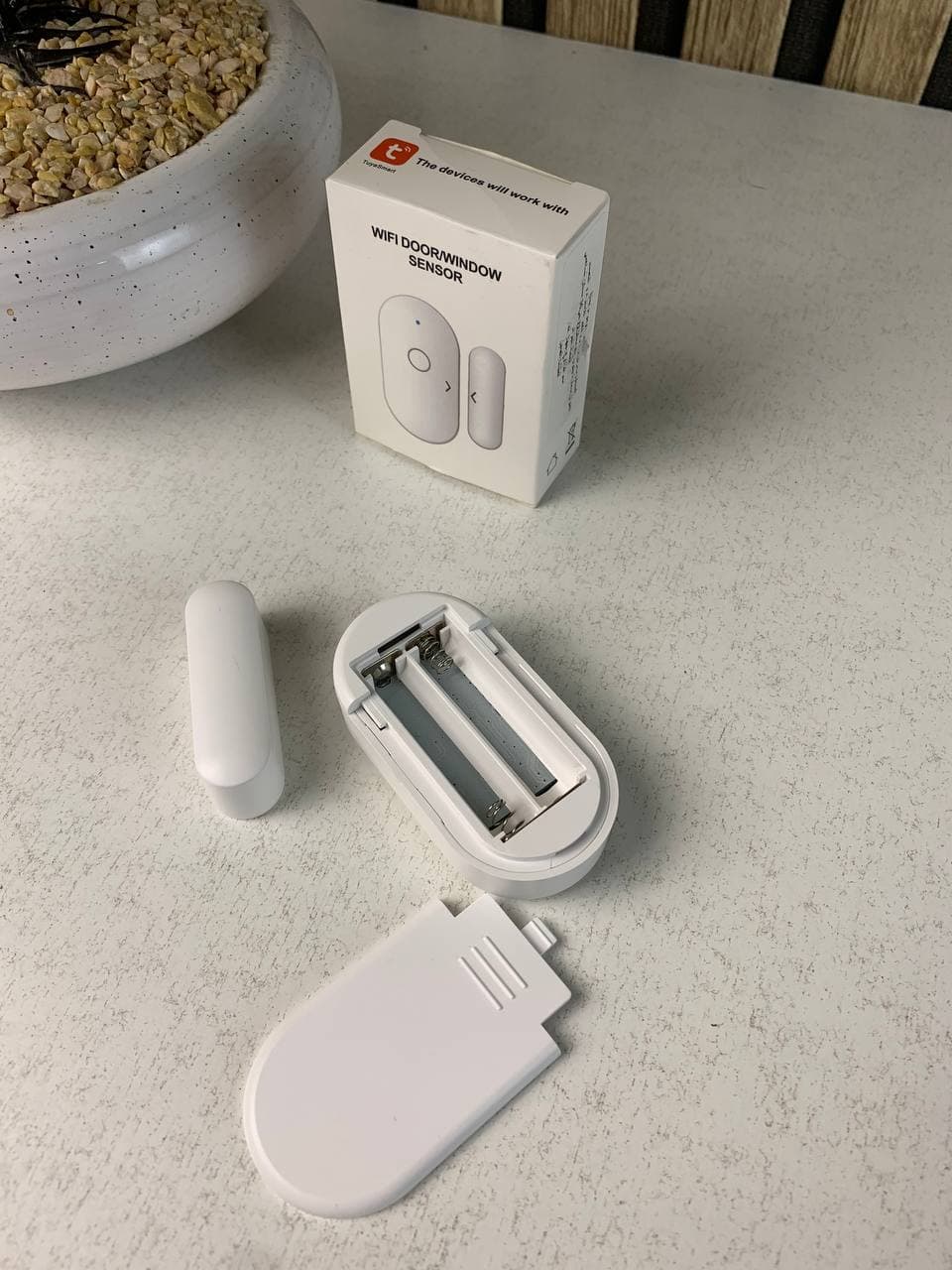 Détecteur de porte et fenêtre WiFi avec alarme capteur magnétique - مستشعر الأبواب والنوافذ الذكي - Électronique - صورة حقيقية 10