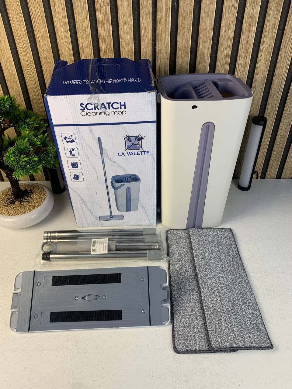 Balai-serpillère plat avec seau à deux compartiments et lingettes en microfibre - ممسحة مايكروفيبر مع دلو بغرفتين للفصل بين الماء النظيف - Maison - صورة حقيقية 13